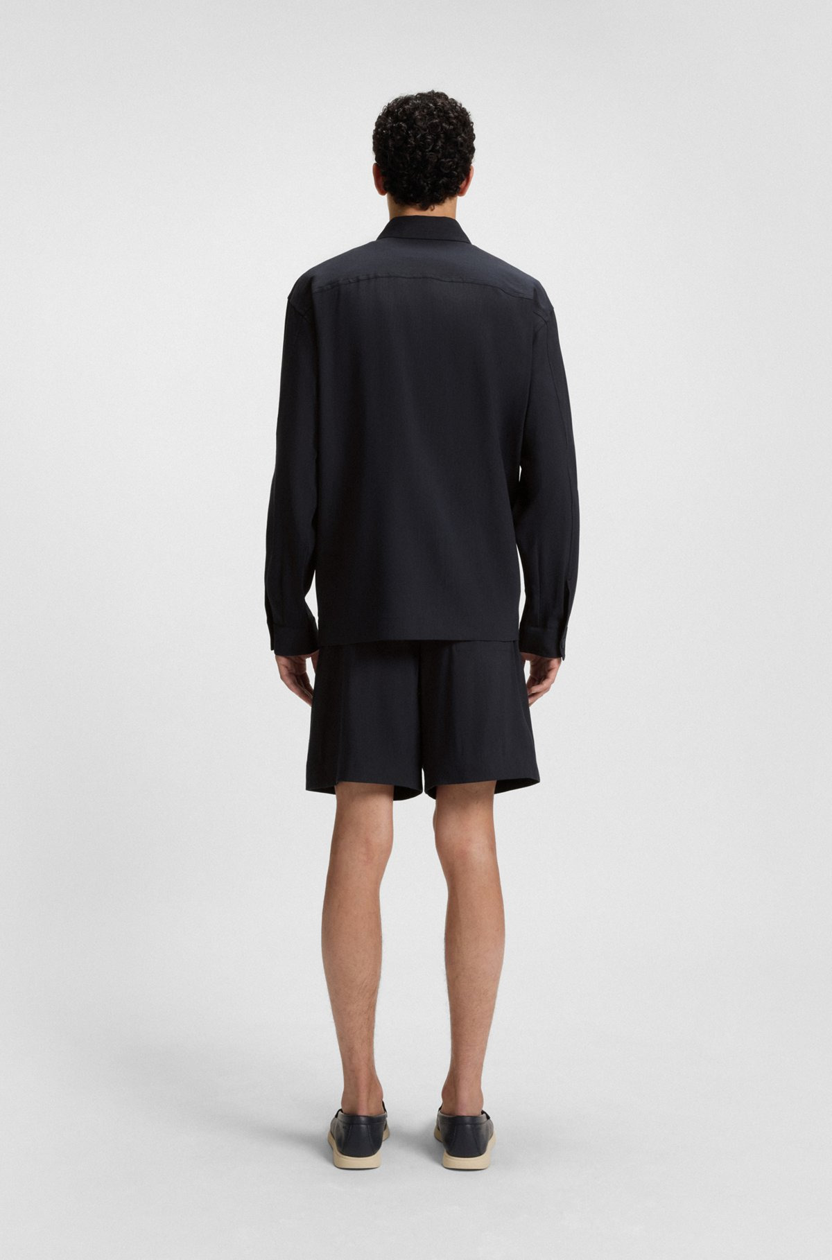RELAXED-FIT SHIRT IN AN ITALIAN-MADE LINEN BLEND - 5