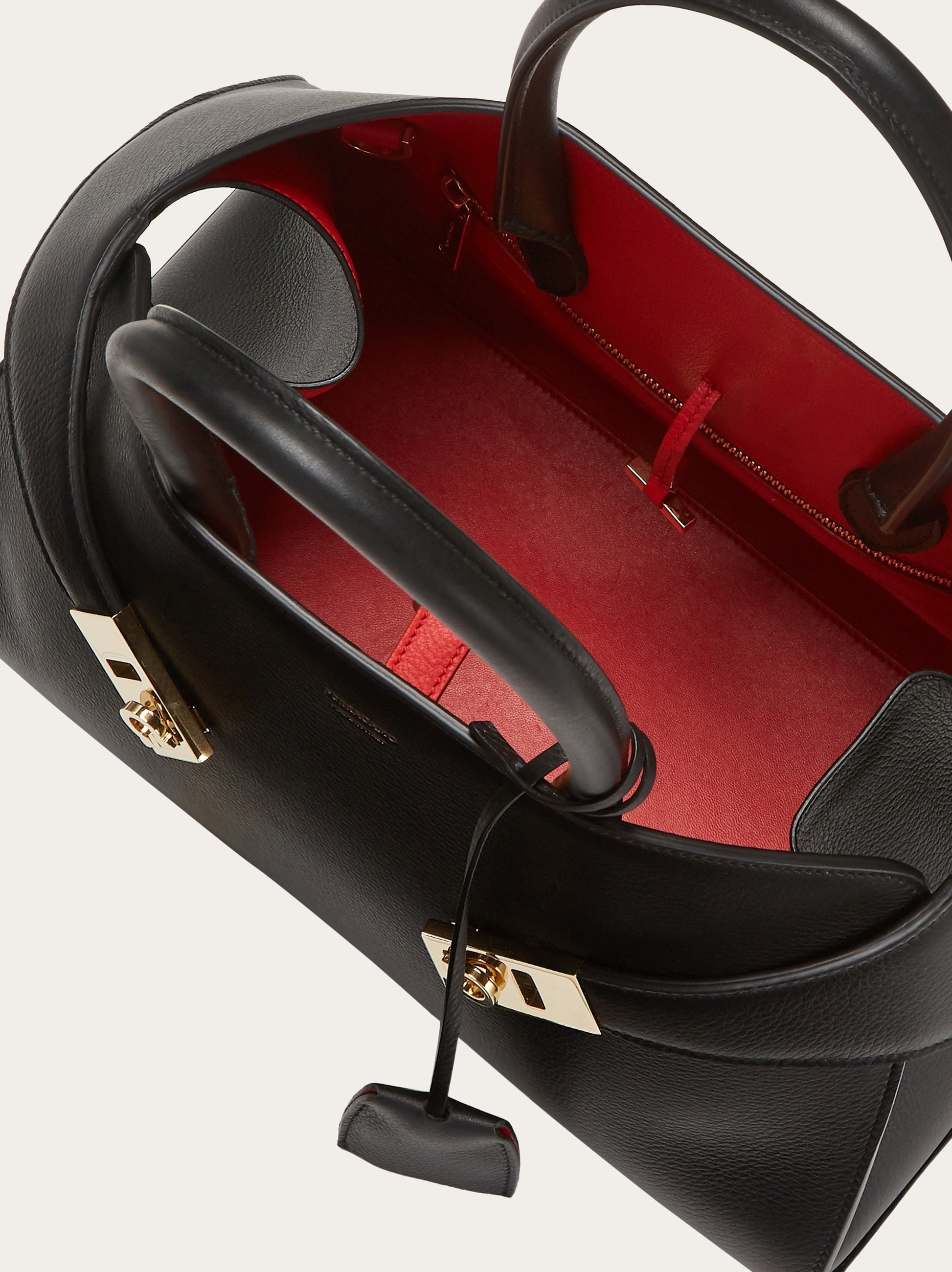 Hug handbag (S) - 6