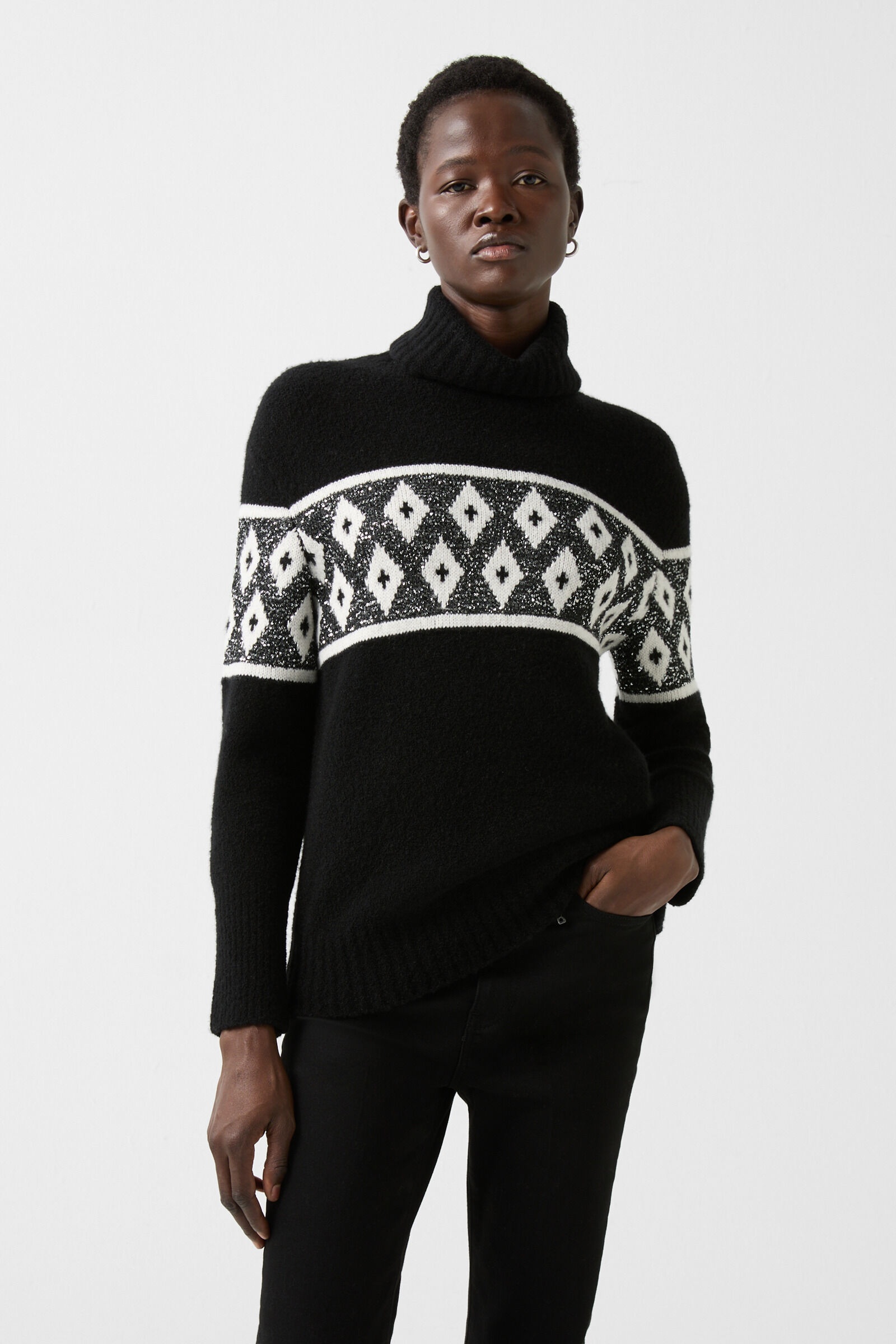 Uda Sweater in Black/White - 1