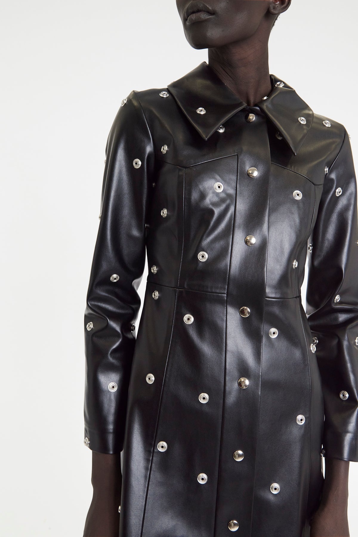 FLARED FITTED COAT COVERED IN STUDS BLACK - 5
