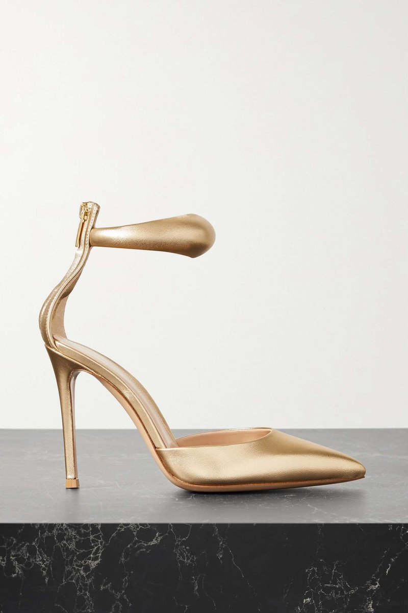 105 metallic leather pumps 1