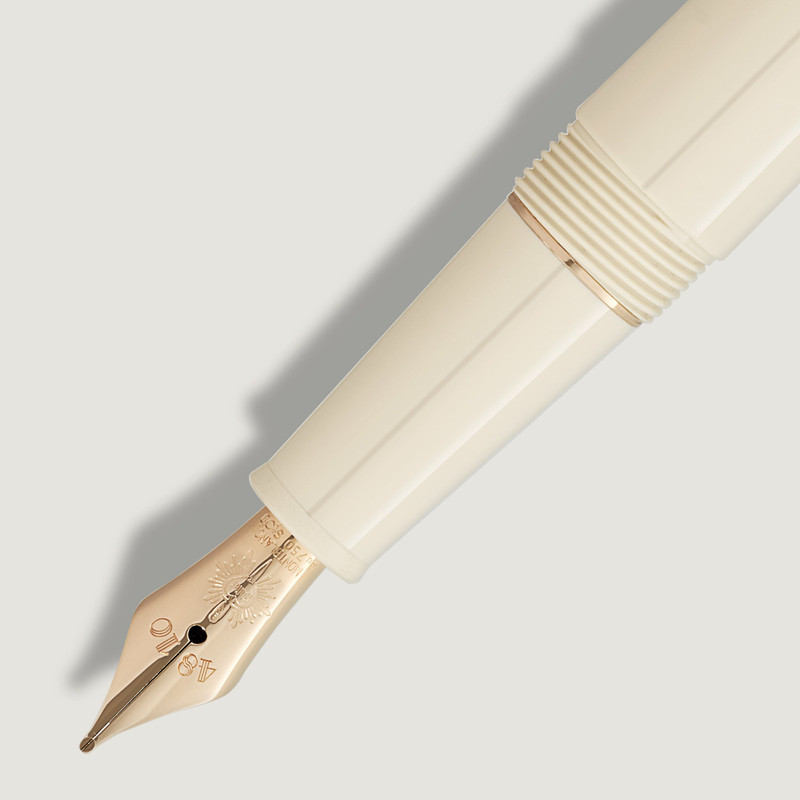 Montblanc MEISTERSTÜCK ROMEO & JULIET DOUÉ CLASSIQUE FOUNTAIN PEN outlook