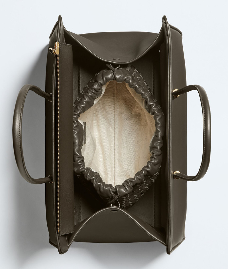 Bottega Veneta Maxi Barbara Tote outlook