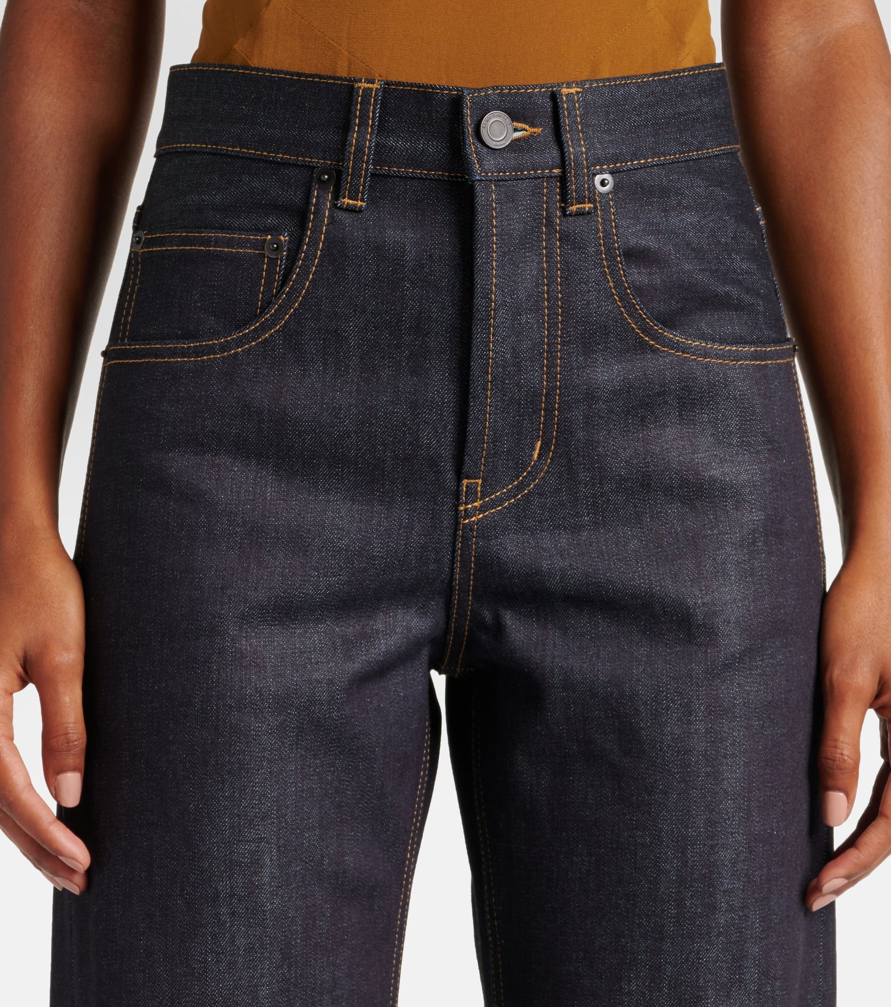 Mid-rise straight jeans - 4