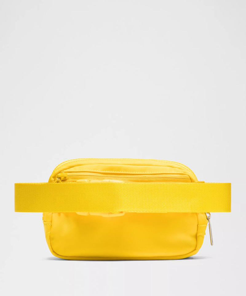 Everywhere Belt Bag 1L 3
