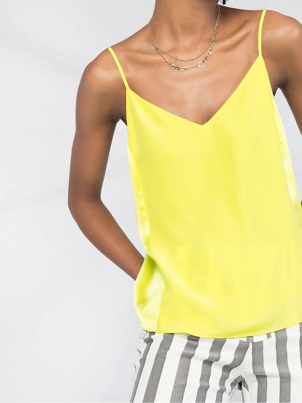 V-neck short vest - 5