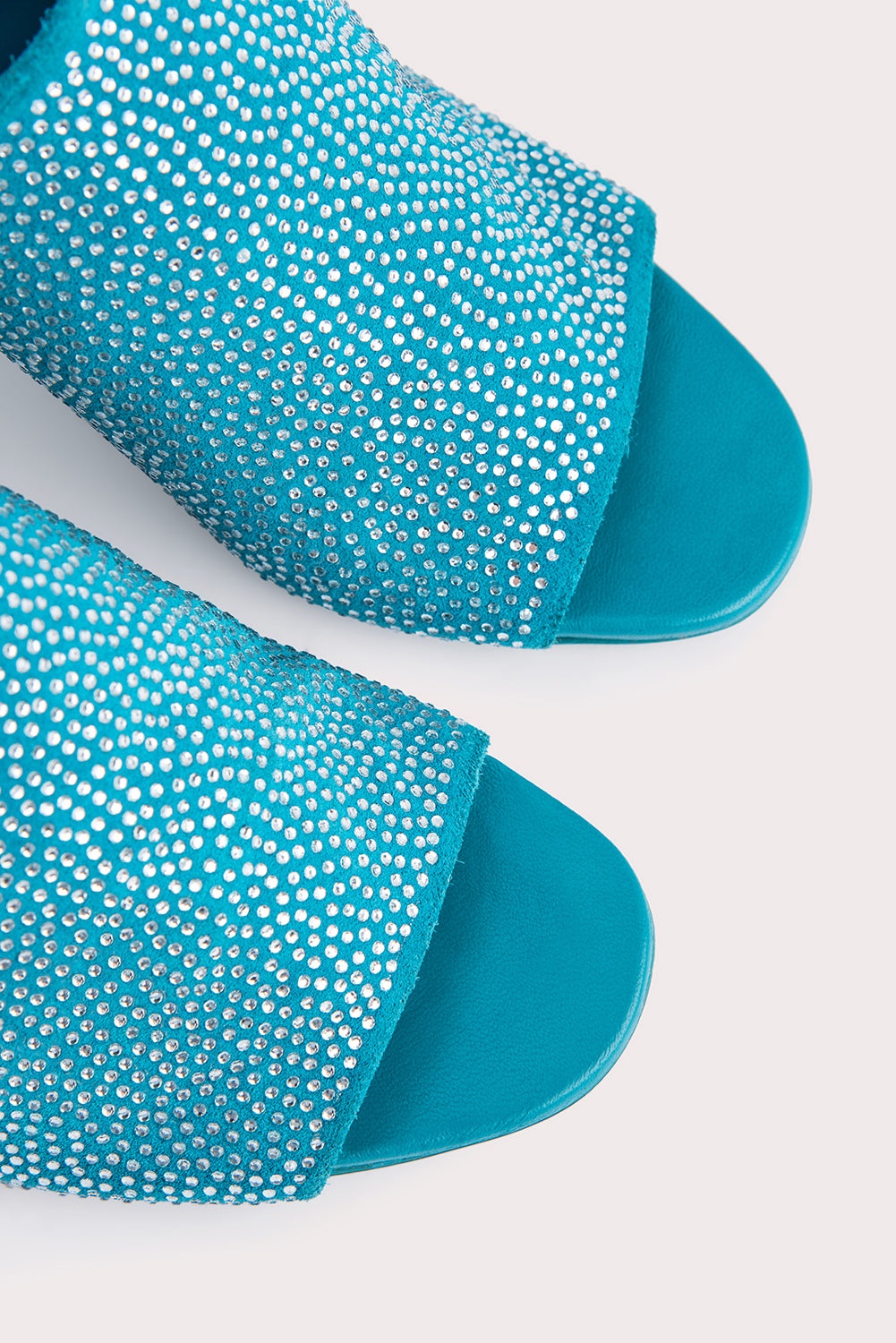 Luz Azur Suede and Crystals - 4