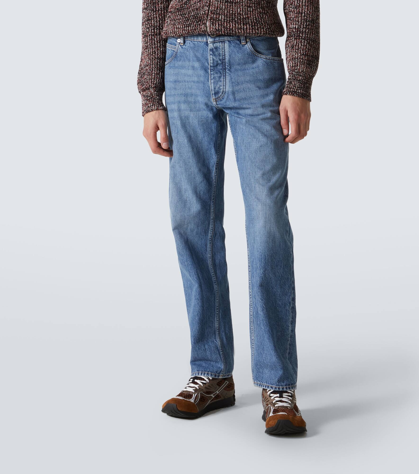 Distressed straight jeans - 3