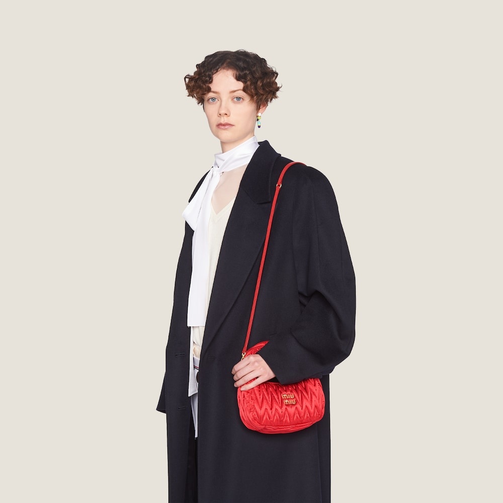 Wander matelassé satin mini hobo bag - 2