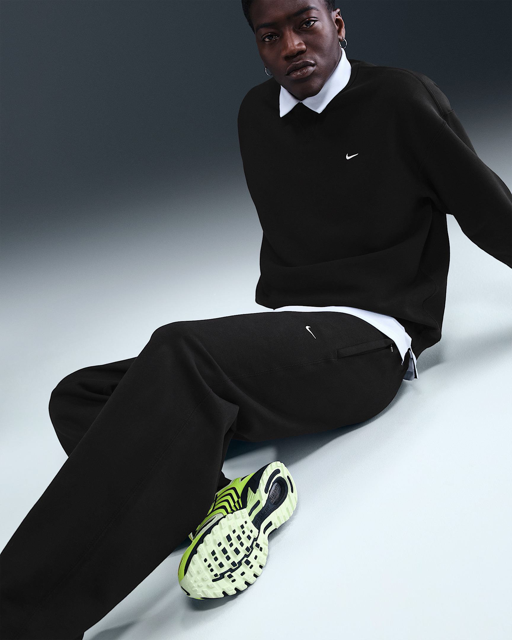 Nike Solo Swoosh Men's Fleece Open-Hem Pants - 5