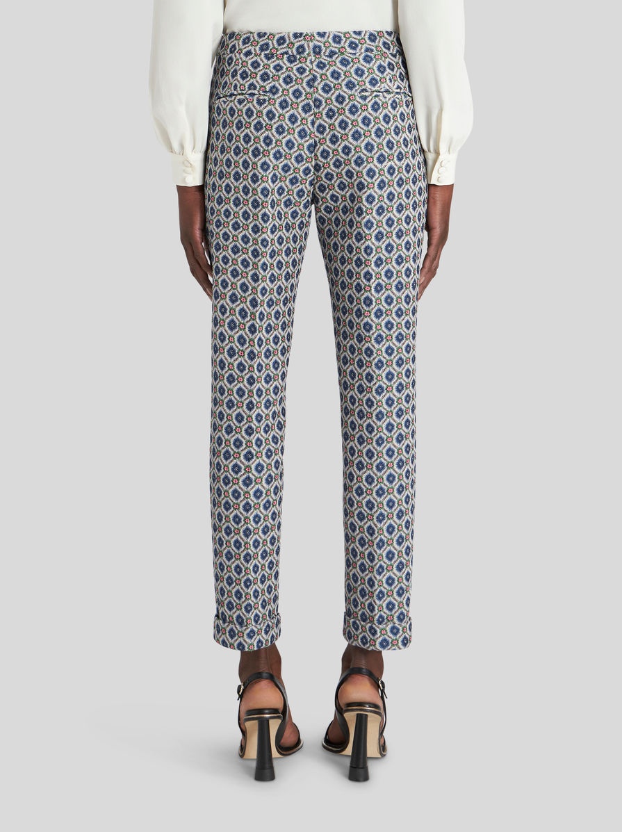 CIGARETTE TROUSERS WITH GEOMETRIC PATTERN - 4